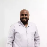 VAMOSYS CEO
